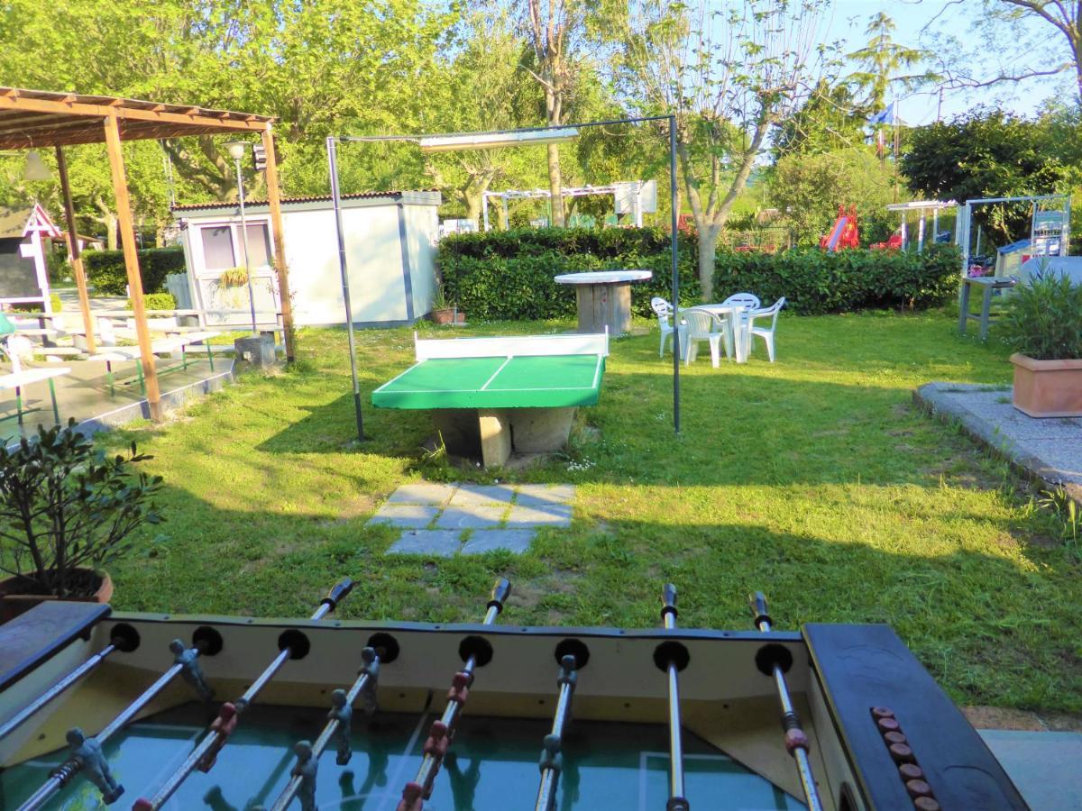 Camping Smeraldo Trevignano Romano Exterior foto